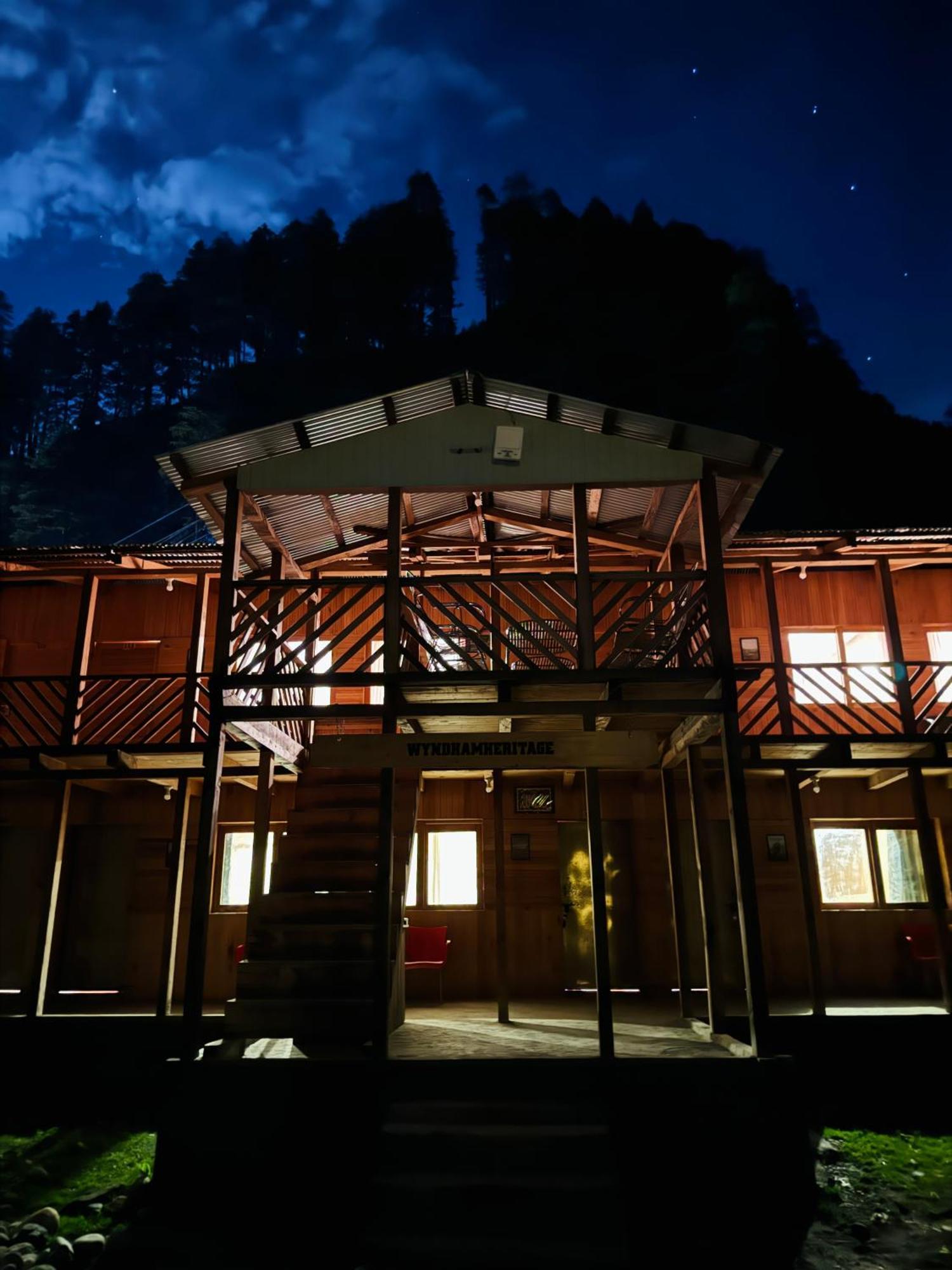 Wyndham Heritage Hotel & Resort Sharda Shardi Exteriör bild